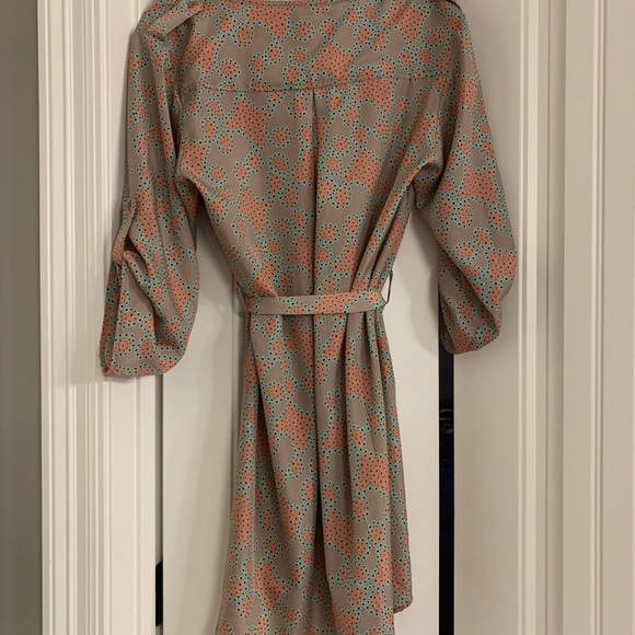 Dress : button down style - Picture 2 of 5